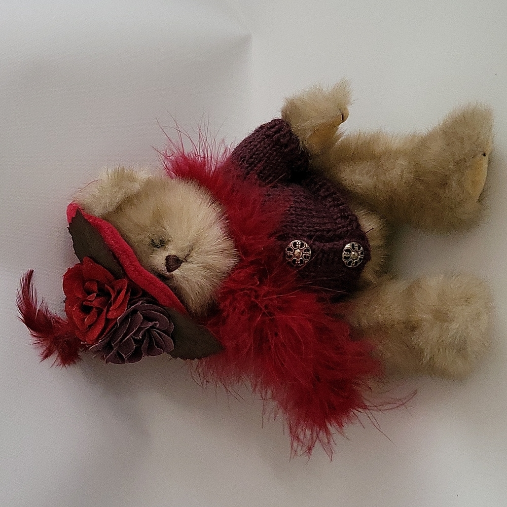 Red Hat Duchess Of Plume The Bearington Collection Plush Stuffed Animal
